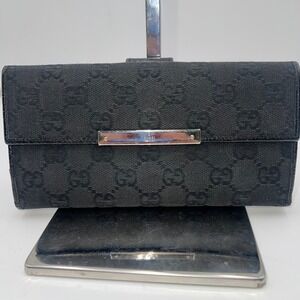 Gucci GG Canvas Black Wallet Snap Closure Authentic Designer Women's Wallet